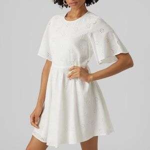 Vero Moda white Dress - Size Medium